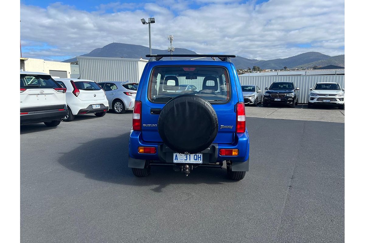 2008 Suzuki Jimny SN413 T6