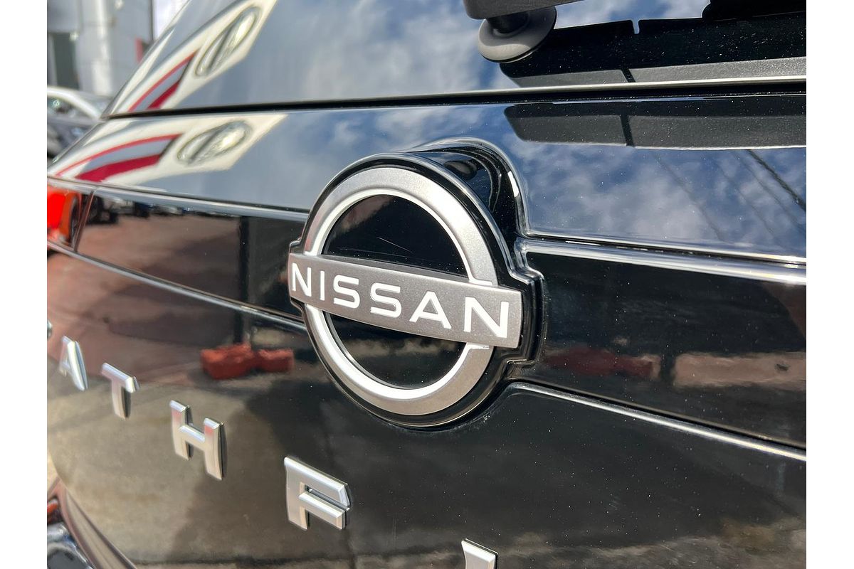2024 Nissan Pathfinder Ti-L R53