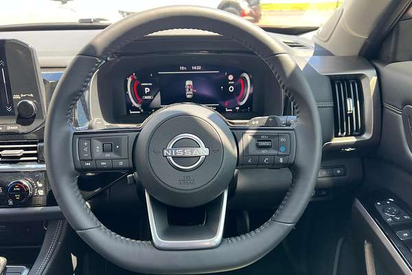 2024 Nissan Pathfinder Ti-L R53