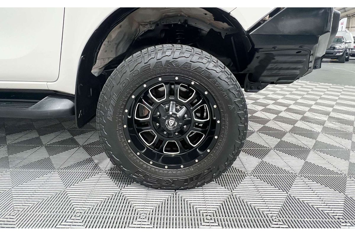 2019 Toyota Hilux SR GUN126R 4X4