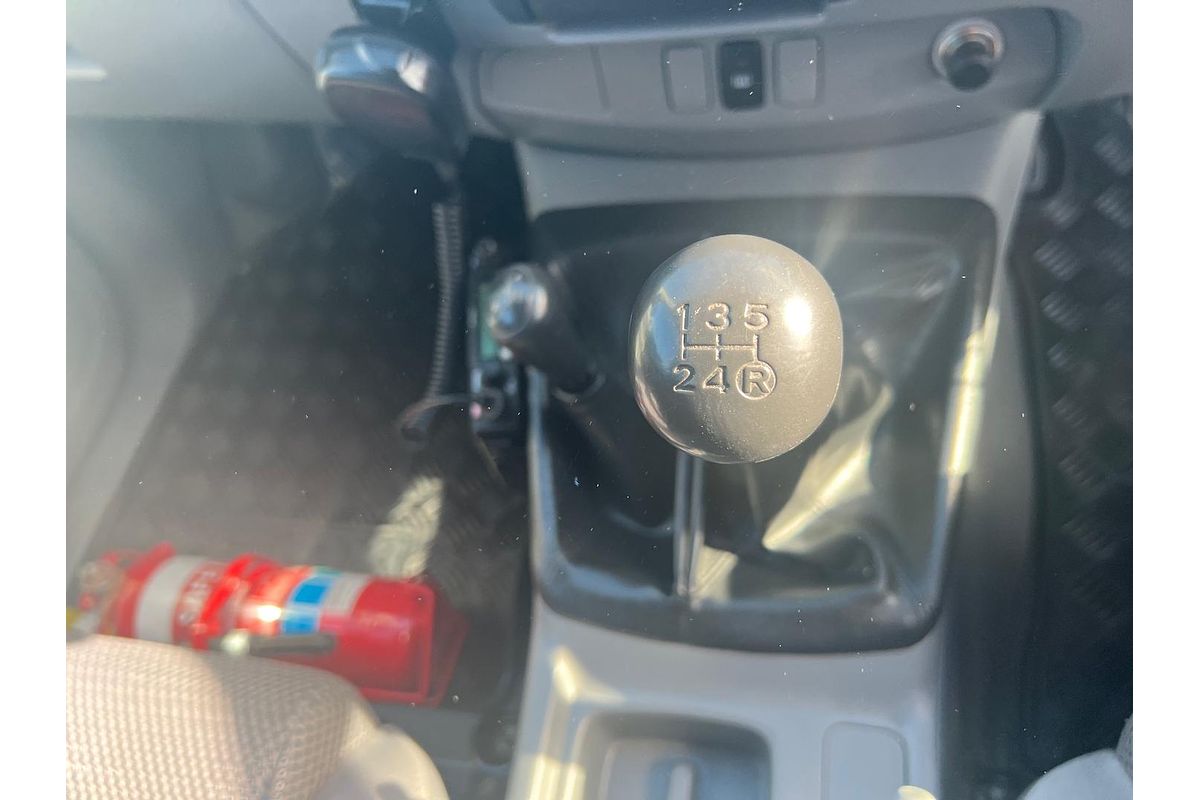 2010 Toyota Hilux SR KUN26R 4X4