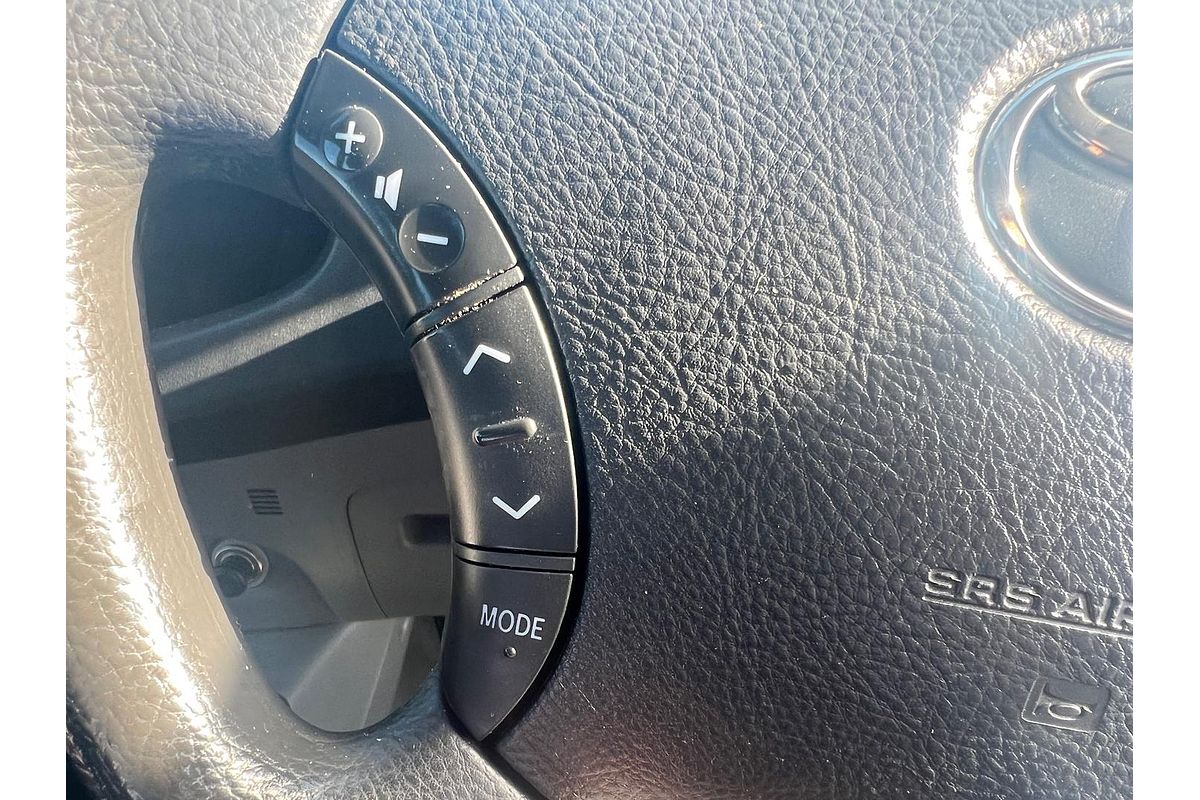 2010 Toyota Hilux SR KUN26R 4X4