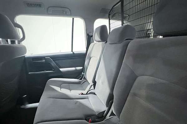 2011 Toyota Landcruiser GXL UZJ200R