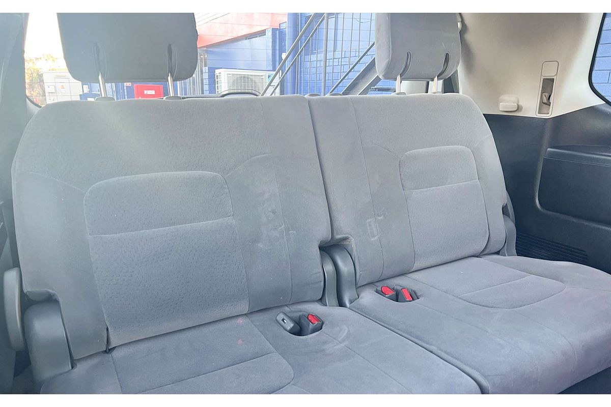 2011 Toyota Landcruiser GXL UZJ200R