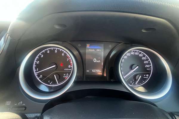 2019 Toyota Camry Ascent ASV70R