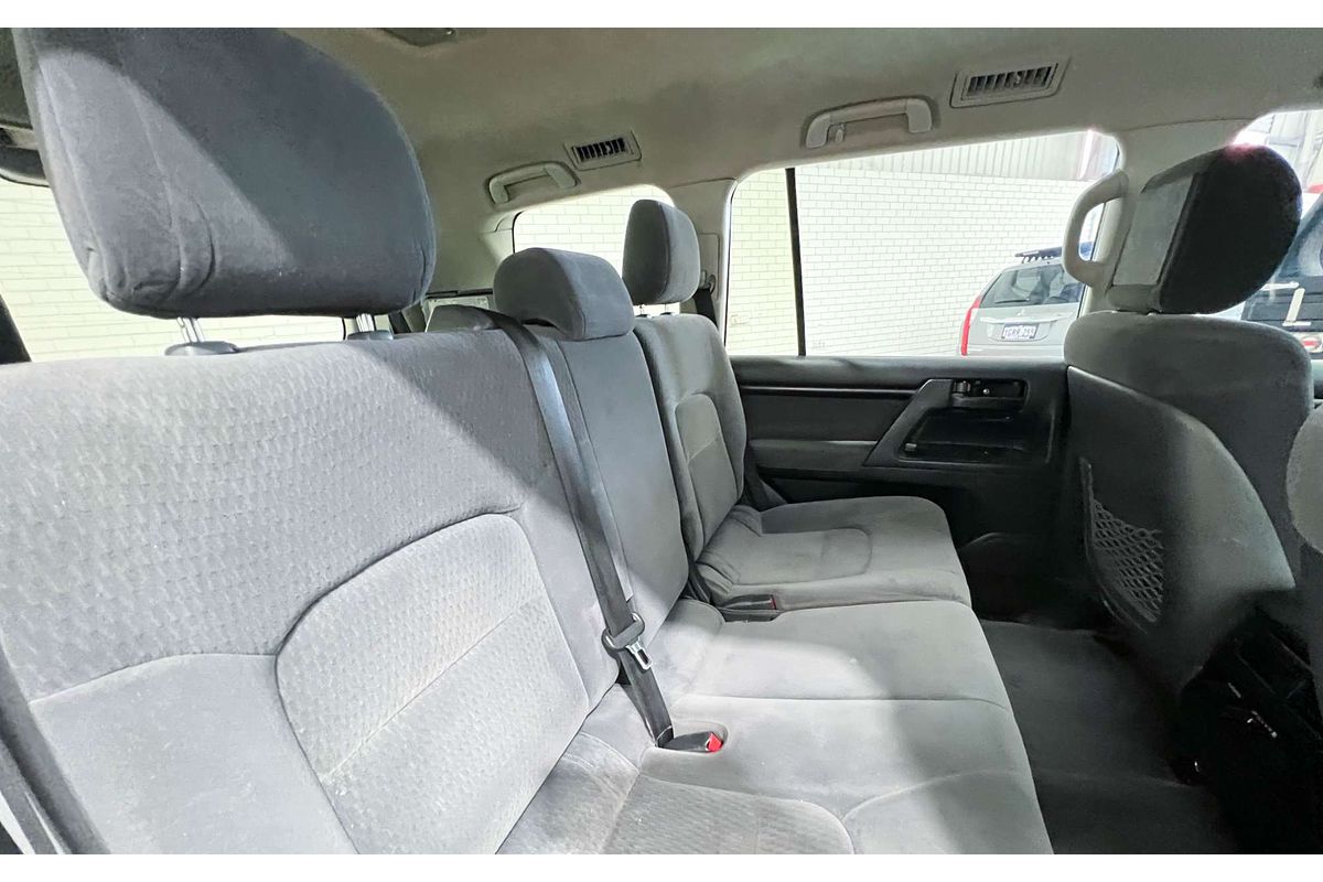 2012 Toyota Landcruiser GXL VDJ200R