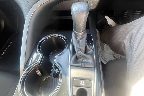 2019 Toyota Camry Ascent ASV70R