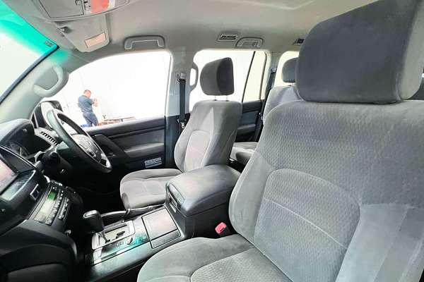 2012 Toyota Landcruiser GXL VDJ200R