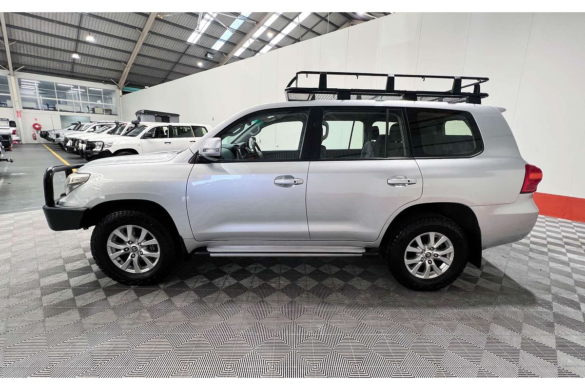 2012 Toyota Landcruiser GXL VDJ200R