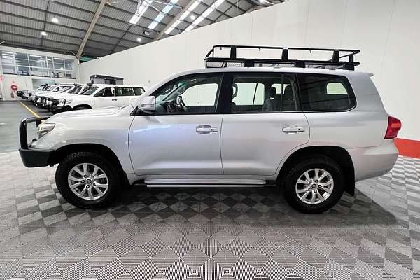 2012 Toyota Landcruiser GXL VDJ200R