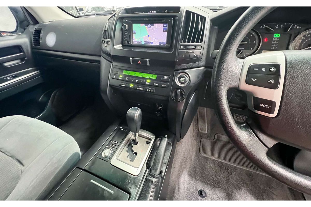 2012 Toyota Landcruiser GXL VDJ200R