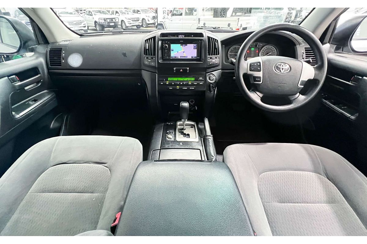 2012 Toyota Landcruiser GXL VDJ200R
