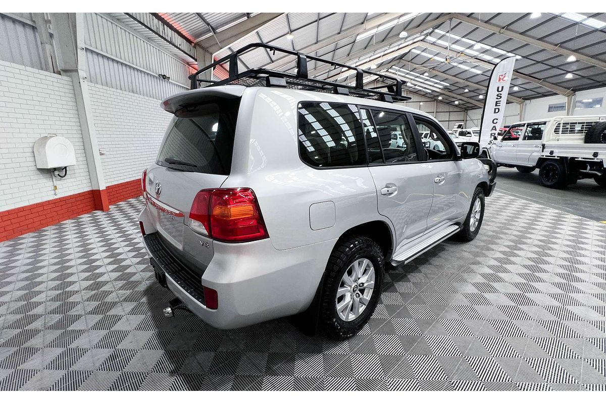 2012 Toyota Landcruiser GXL VDJ200R