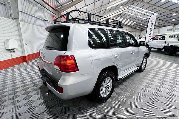 2012 Toyota Landcruiser GXL VDJ200R
