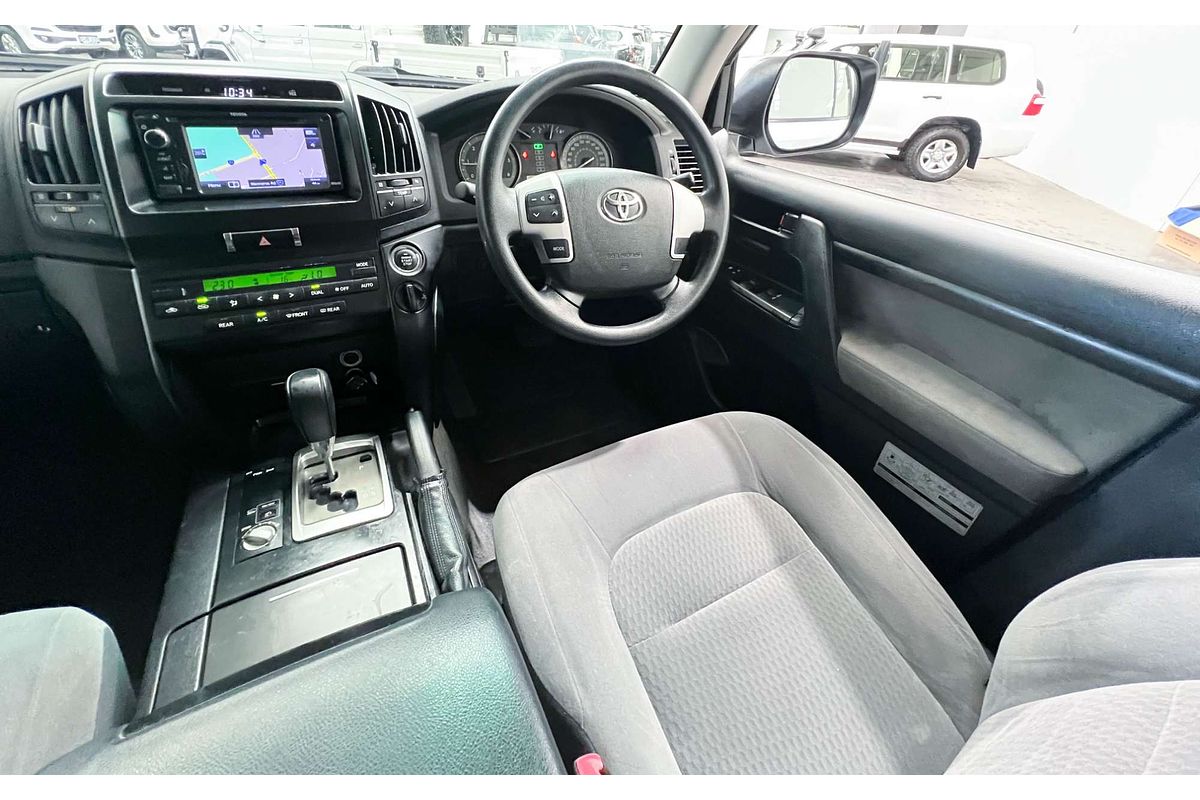 2012 Toyota Landcruiser GXL VDJ200R