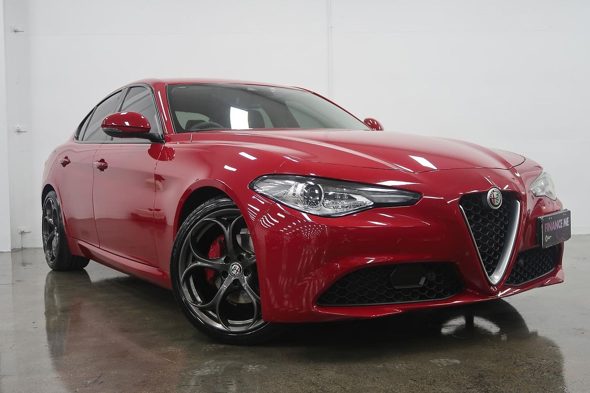 2018 Alfa Romeo Giulia Super