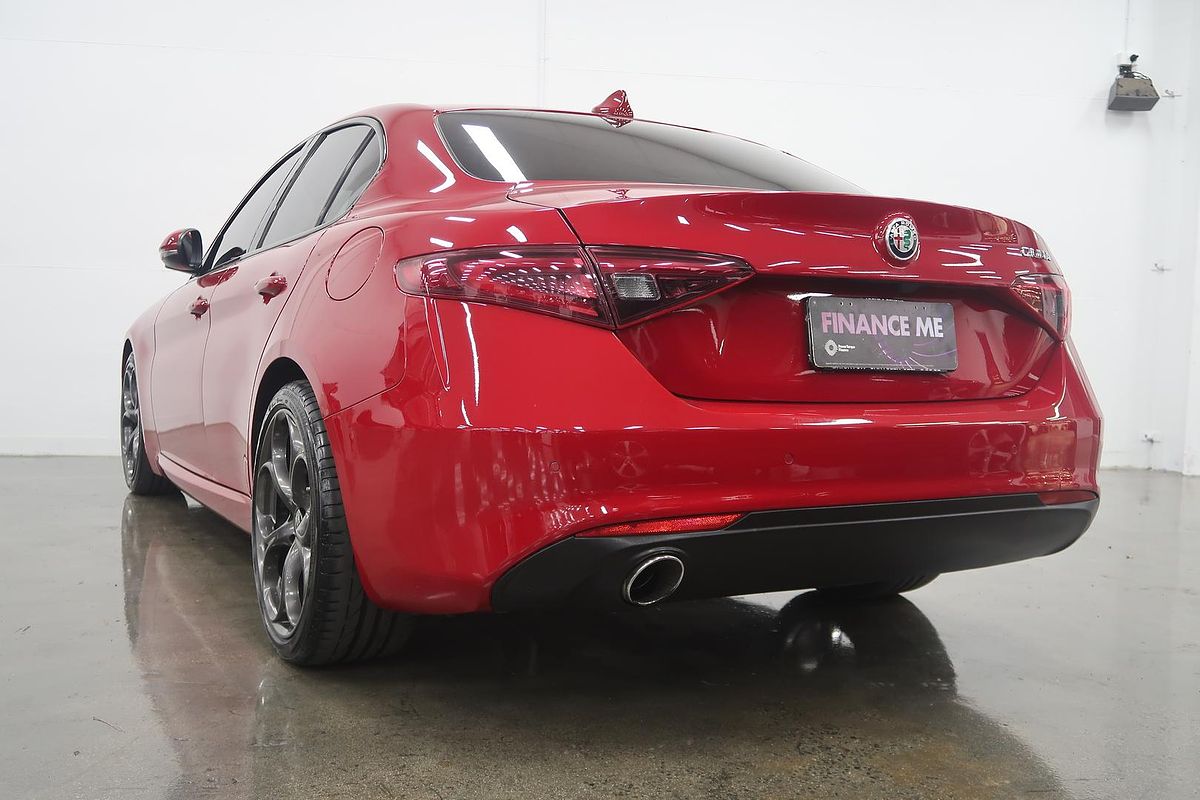 2018 Alfa Romeo Giulia Super