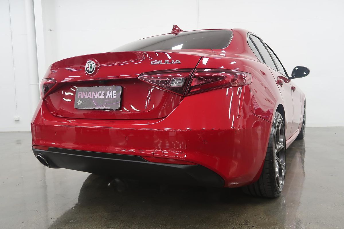 2018 Alfa Romeo Giulia Super