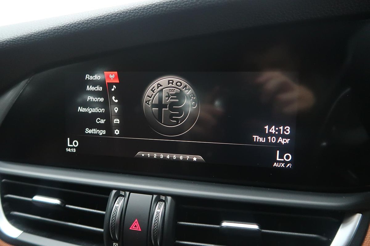 2018 Alfa Romeo Giulia Super