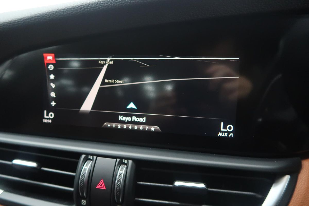 2018 Alfa Romeo Giulia Super