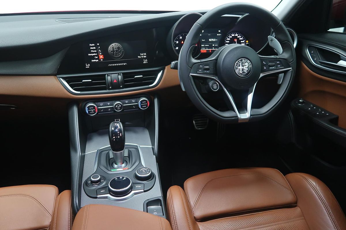 2018 Alfa Romeo Giulia Super