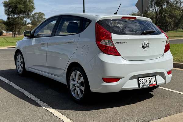 2017 Hyundai Accent Sport RB6