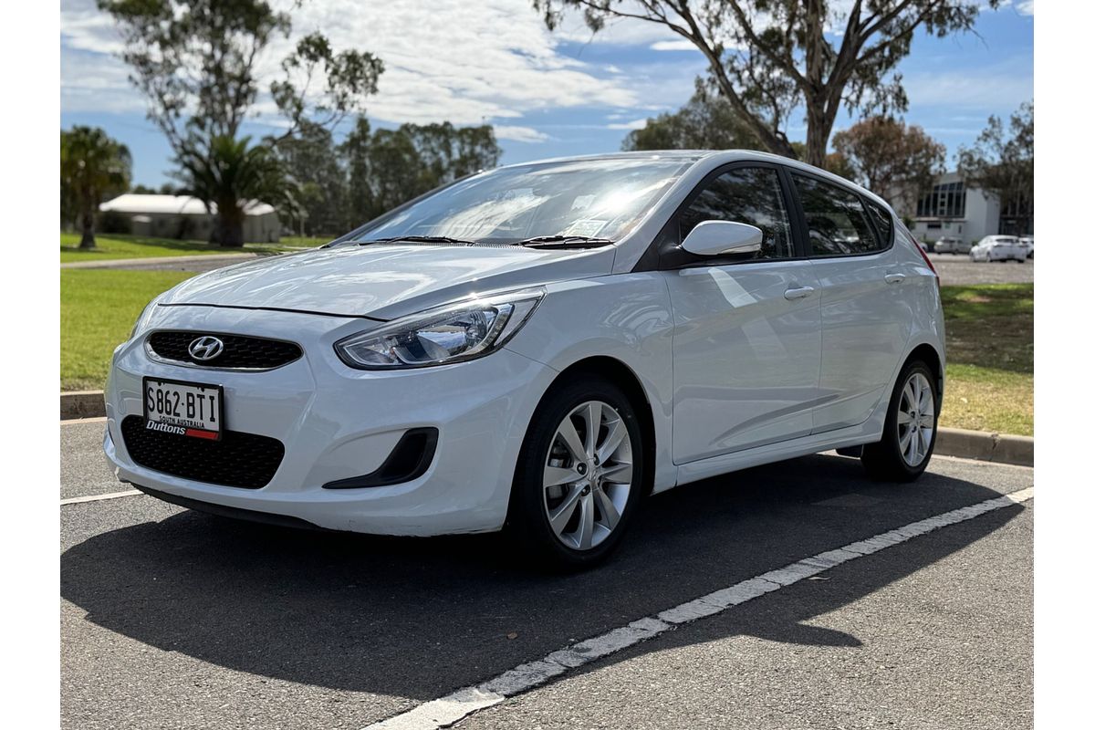 2017 Hyundai Accent Sport RB6