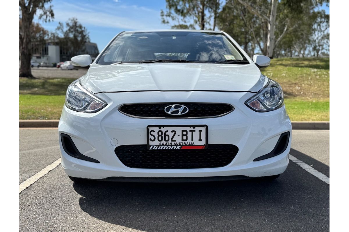 2017 Hyundai Accent Sport RB6