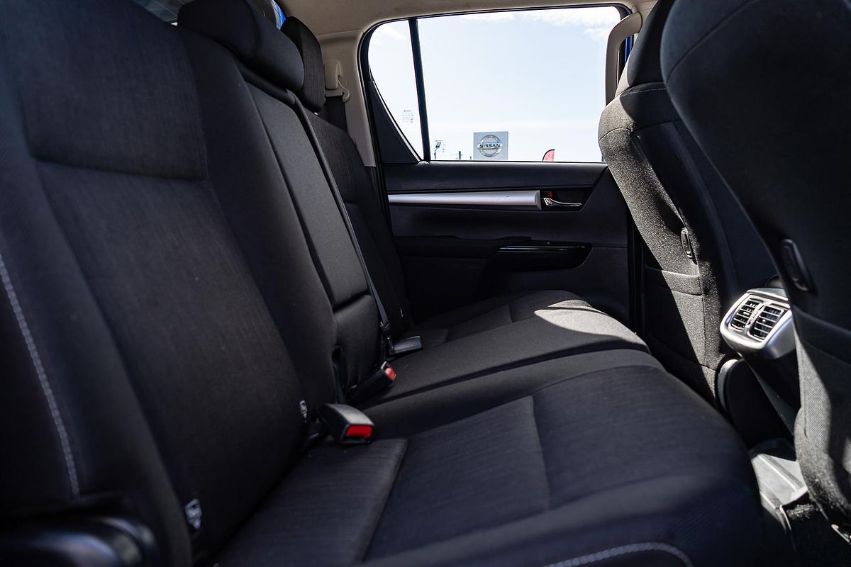 2020 Toyota Hilux SR5 GUN126R 4X4