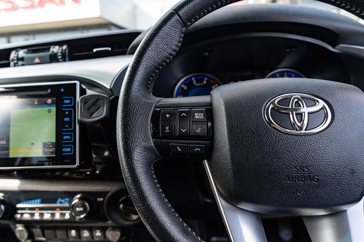 2020 Toyota Hilux SR5 GUN126R 4X4