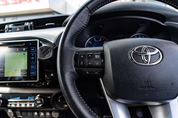 2020 Toyota Hilux SR5 GUN126R 4X4