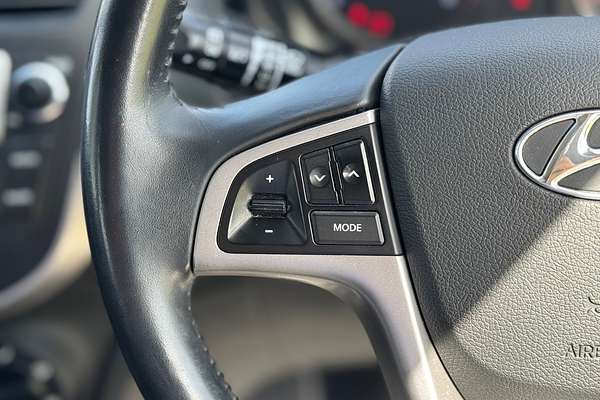 2017 Hyundai Accent Sport RB6