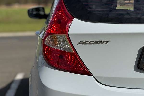2017 Hyundai Accent Sport RB6