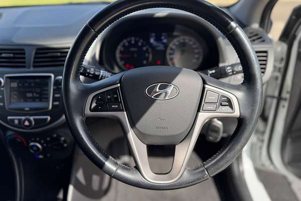 2017 Hyundai Accent Sport RB6