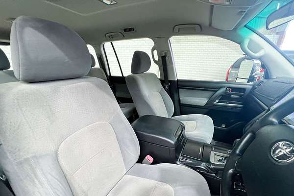 2009 Toyota Landcruiser GXL UZJ200R