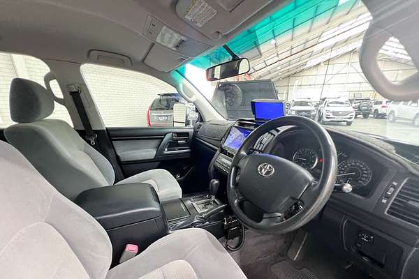 2009 Toyota Landcruiser GXL UZJ200R