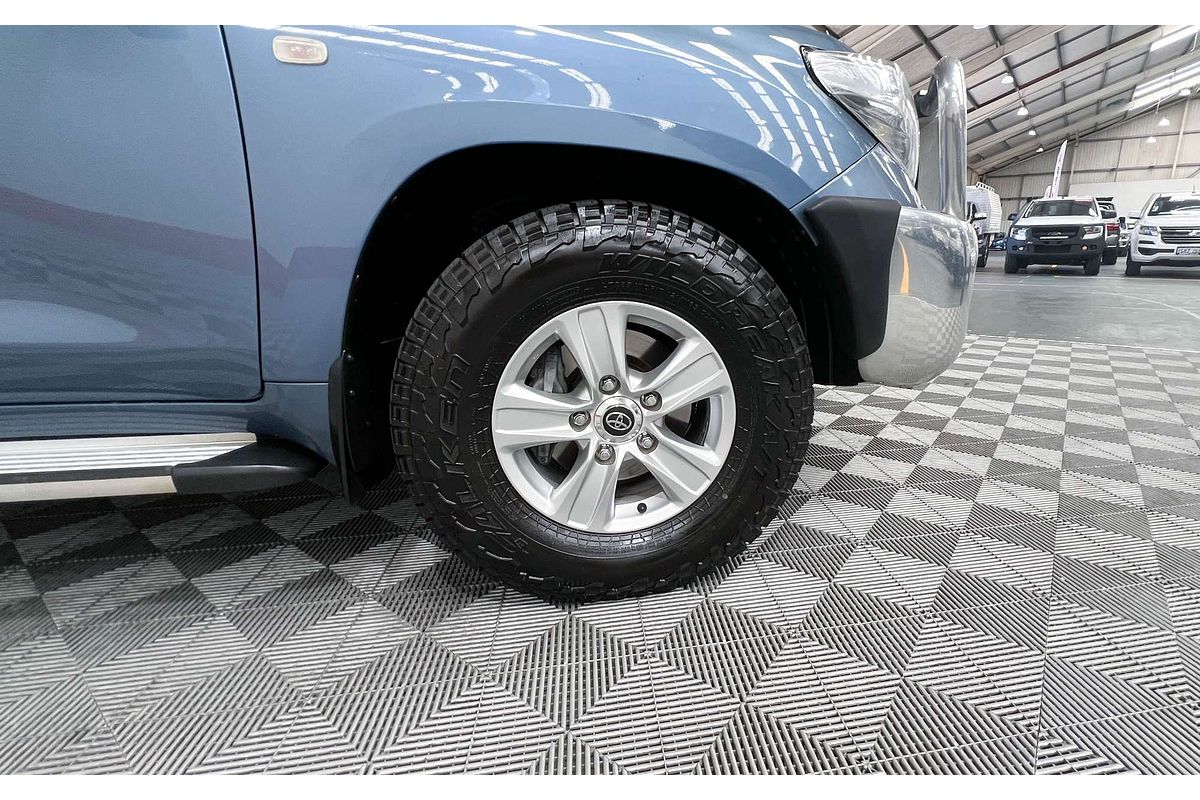2009 Toyota Landcruiser GXL UZJ200R