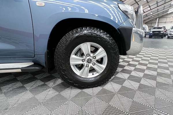 2009 Toyota Landcruiser GXL UZJ200R