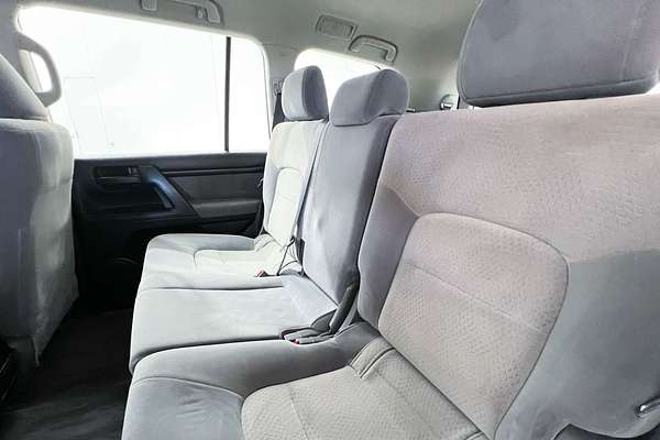 2009 Toyota Landcruiser GXL UZJ200R
