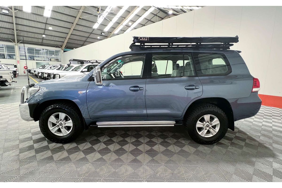 2009 Toyota Landcruiser GXL UZJ200R