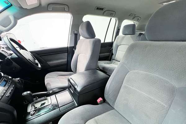 2009 Toyota Landcruiser GXL UZJ200R