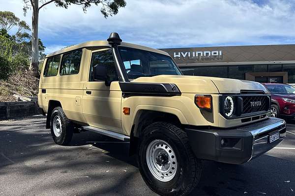 2024 Toyota Landcruiser GXL Troopcarrier VDJL78R