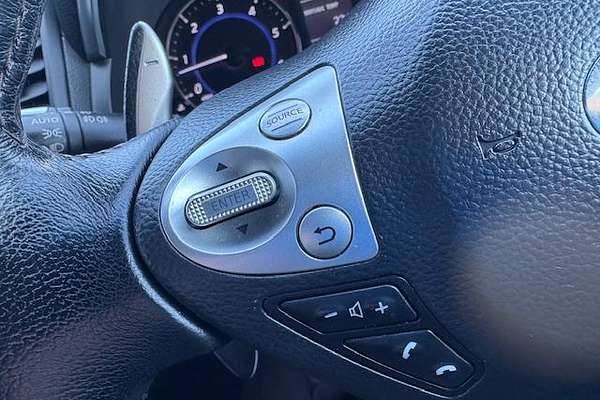 2016 INFINITI QX70 S Premium S51