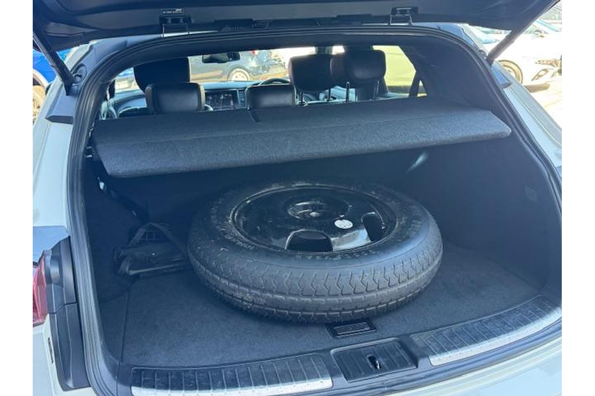 2016 INFINITI QX70 S Premium S51