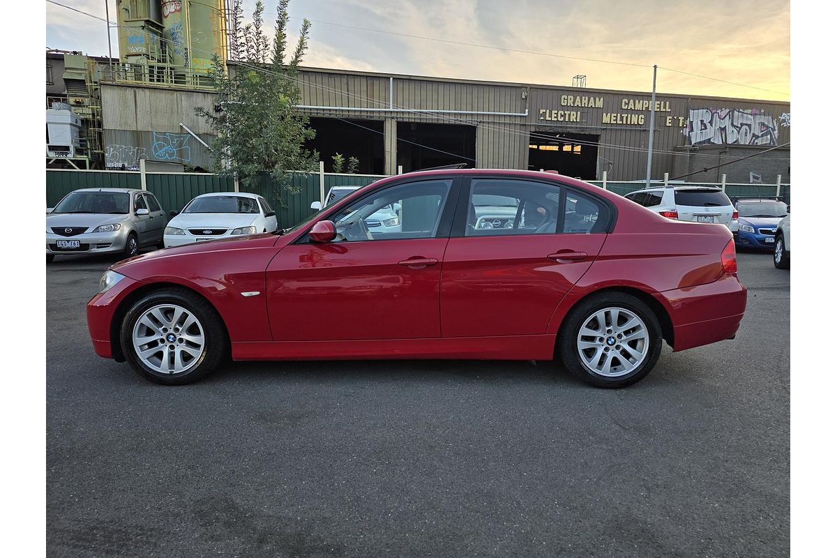 2008 BMW 3 Series 320i E90