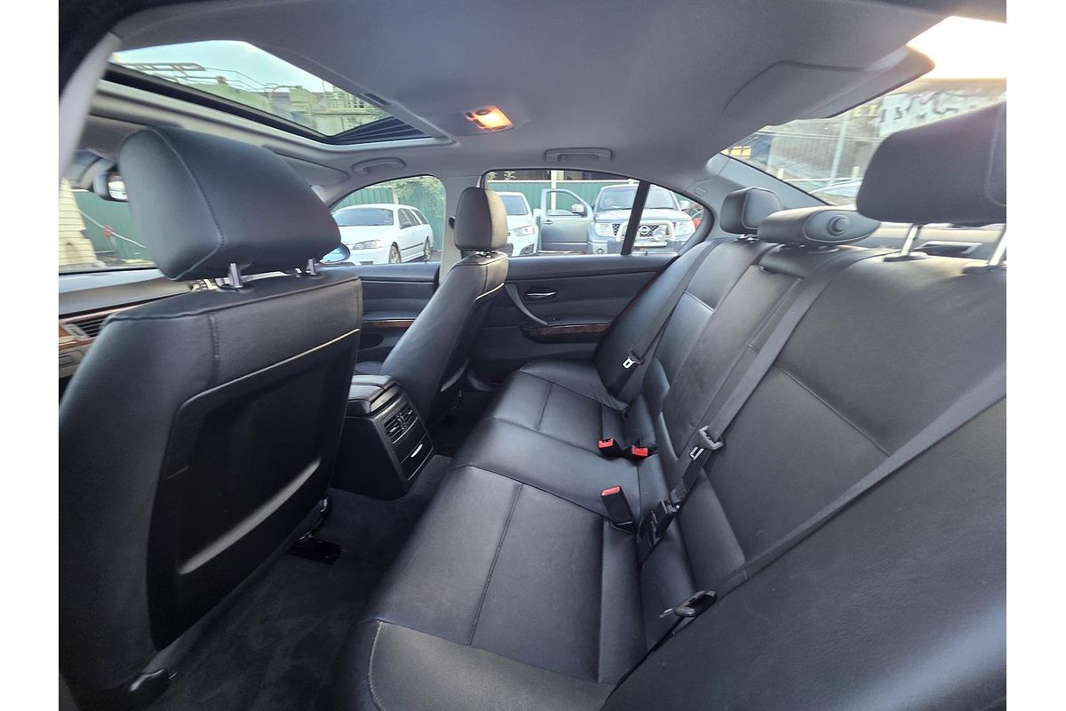 2008 BMW 3 Series 320i E90