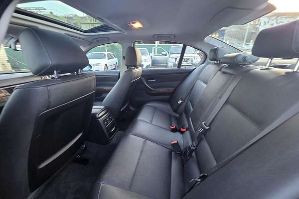 2008 BMW 3 Series 320i E90