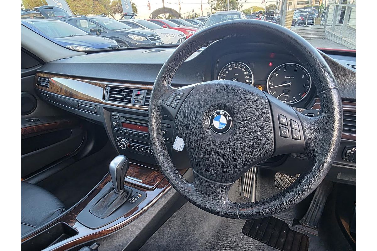 2008 BMW 3 Series 320i E90