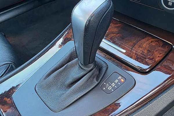 2008 BMW 3 Series 320i E90