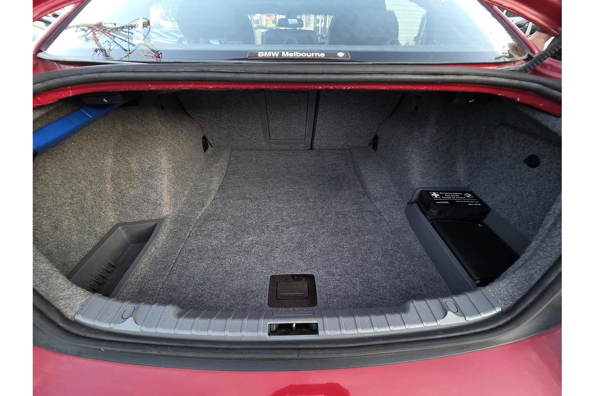 2008 BMW 3 Series 320i E90